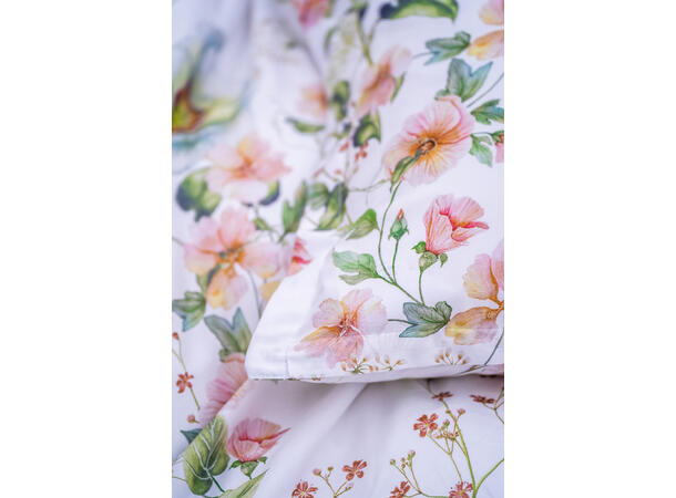 Turiform Lilly bäddset 150x210/50x60 Red