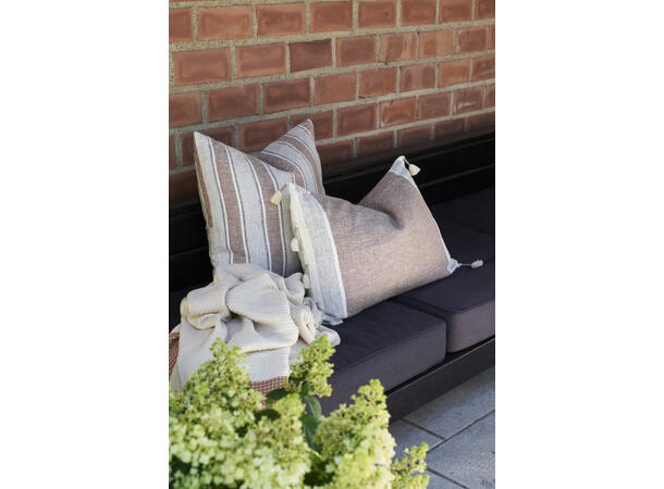 Rebell Outdoor Vita kuddfodral 40x60 Brun