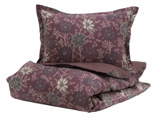 Borås Cotton Viola bäddset 150x210/50x60 Aubergine 