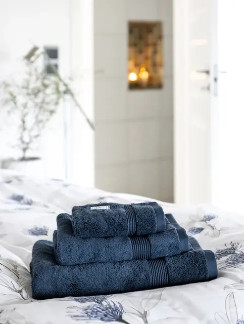 Borås Cotton Zen handduk 70x140 Hague blue 