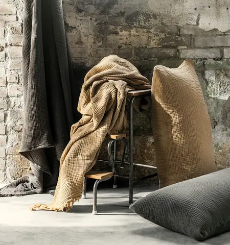 Nicola sängöverkast Gustav Ovland