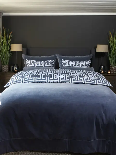 Halvor Bakke Wellington sängöverkast 160x280 blå / Vintage indigo 