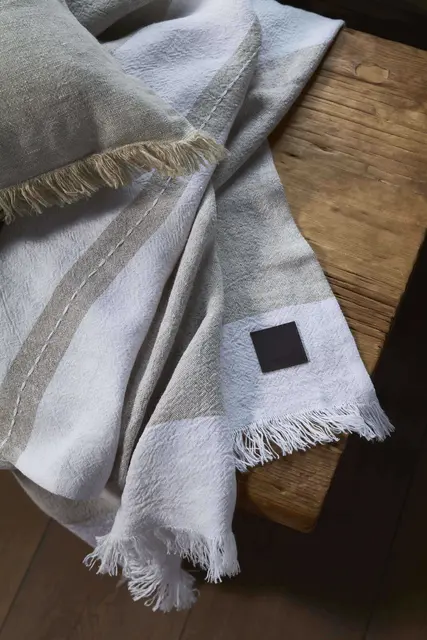 Halvor Bakke Ramsholm sengöverkast 120x240 Linen 