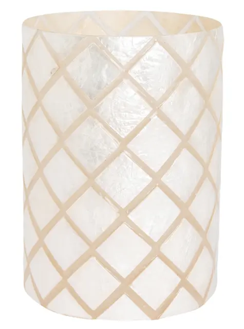 Halvor Bakke Varca rutet telysholder Ø15 H20 Hvit/Creme Capiz 