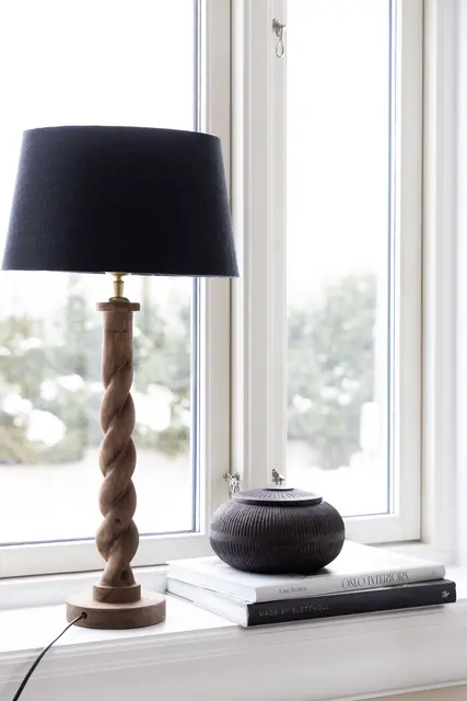 Lama Seia ask med lock Brunsvart 