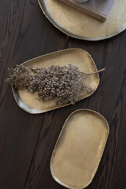 Lama Ines brett 38,5x24,5 Matt gold 