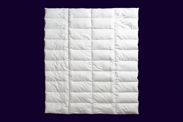 Norsk Dun 90 % gåsduntäcke Sval 150x210 280g 