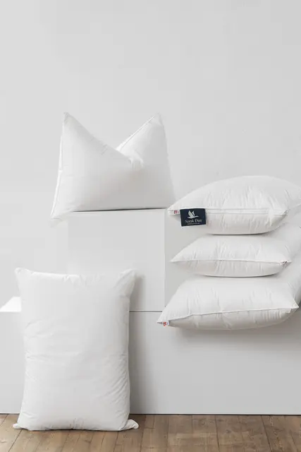 Norsk Dun 90 % anddun hotellkudde Medel 60x80 630g 